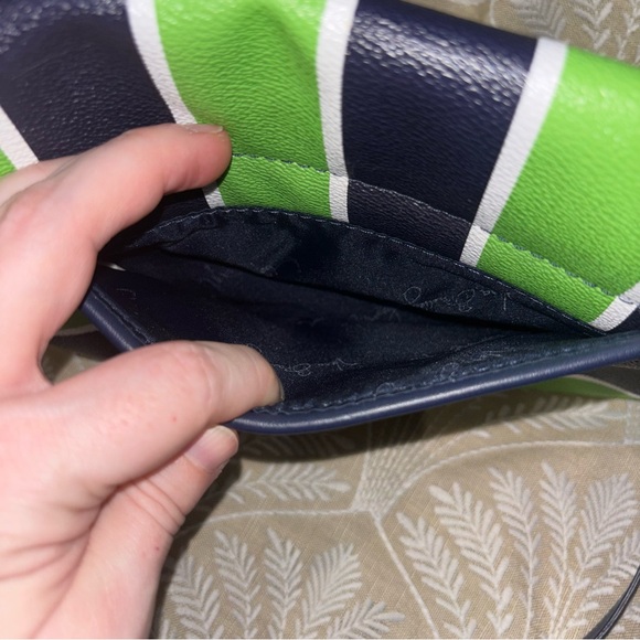 Vera Bradley Green and Black Striped Satchel - Picture 4 of 7